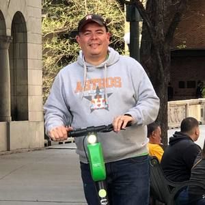 Meet your Posher, Chris